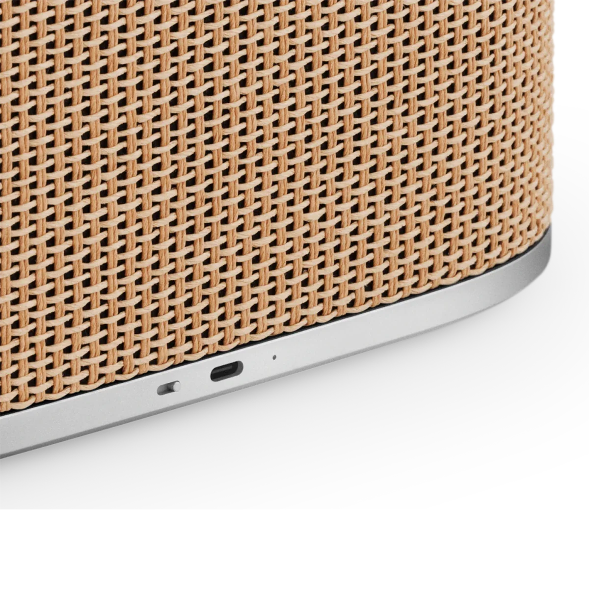 Bang & Olufsen Beosound A5 Taşınabilir Kablosuz Hoparlör