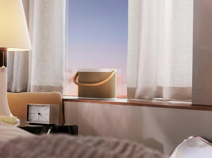 Bang & Olufsen Beosound A5 Taşınabilir Kablosuz Hoparlör