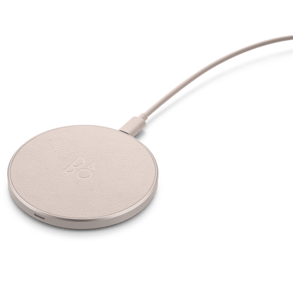 Bang & Olufsen BeoPlay Qi Kablosuz Şarj Pedi